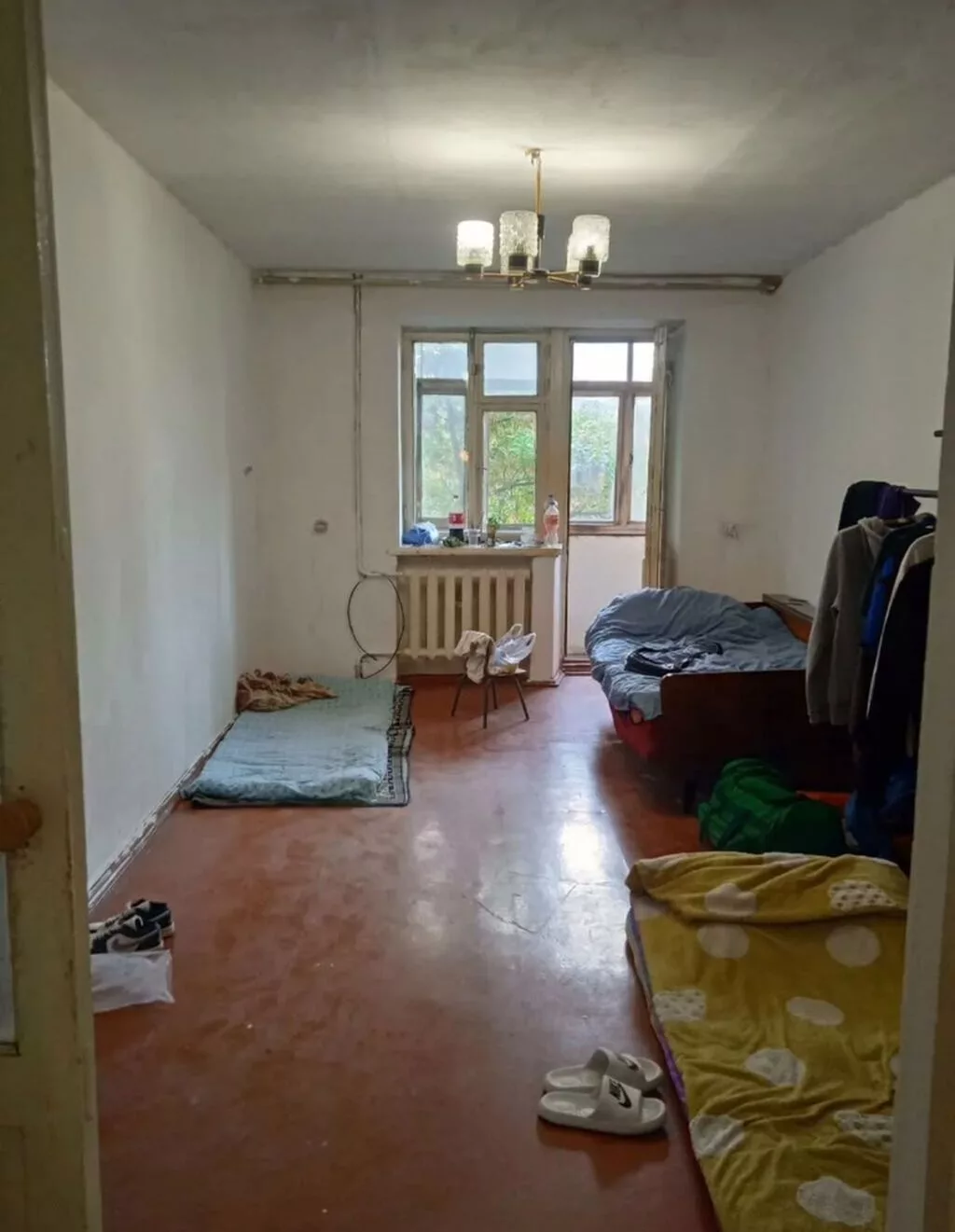 2 комнаты, 43 м², Бишкек Парк ТРЦ Индивидуалка, 3 этаж, Старый ремонт