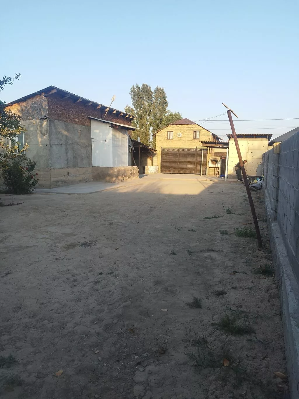 Продаётся частный дом с большим ухоженным двором. Адрес: Мурас Ордо