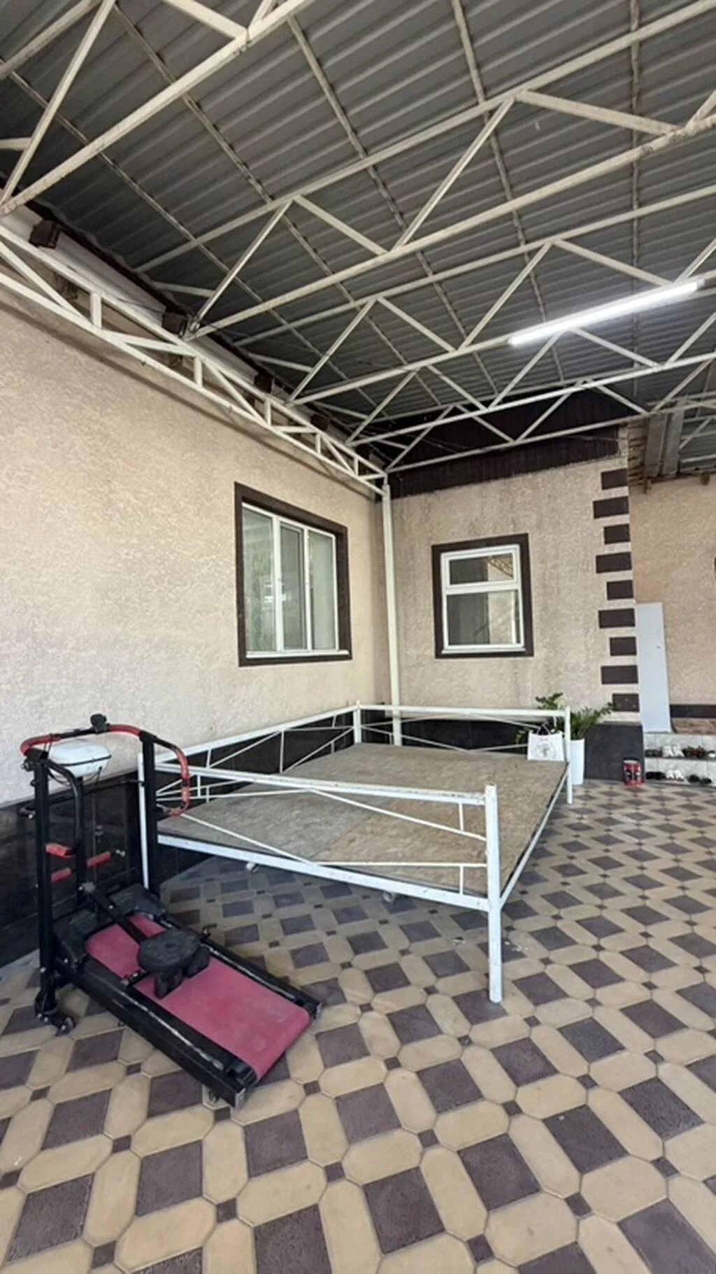 6 комнат и более, 250 м², Бишкек, Рухий Мурас ж/м Собственник