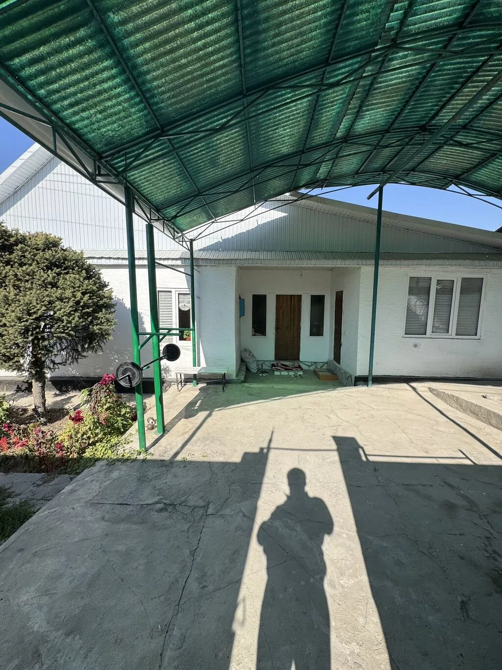 4 комнаты, 100 м², 5 соток, Бишкек, Агентство недвижимости