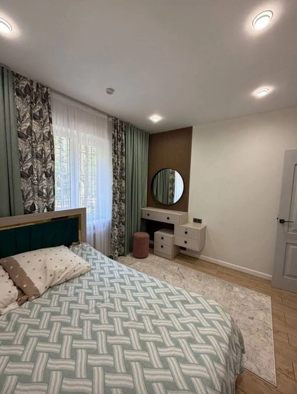 3 комнаты, 63 м², Средний Джал 105 серия, 1 этаж, Евроремонт