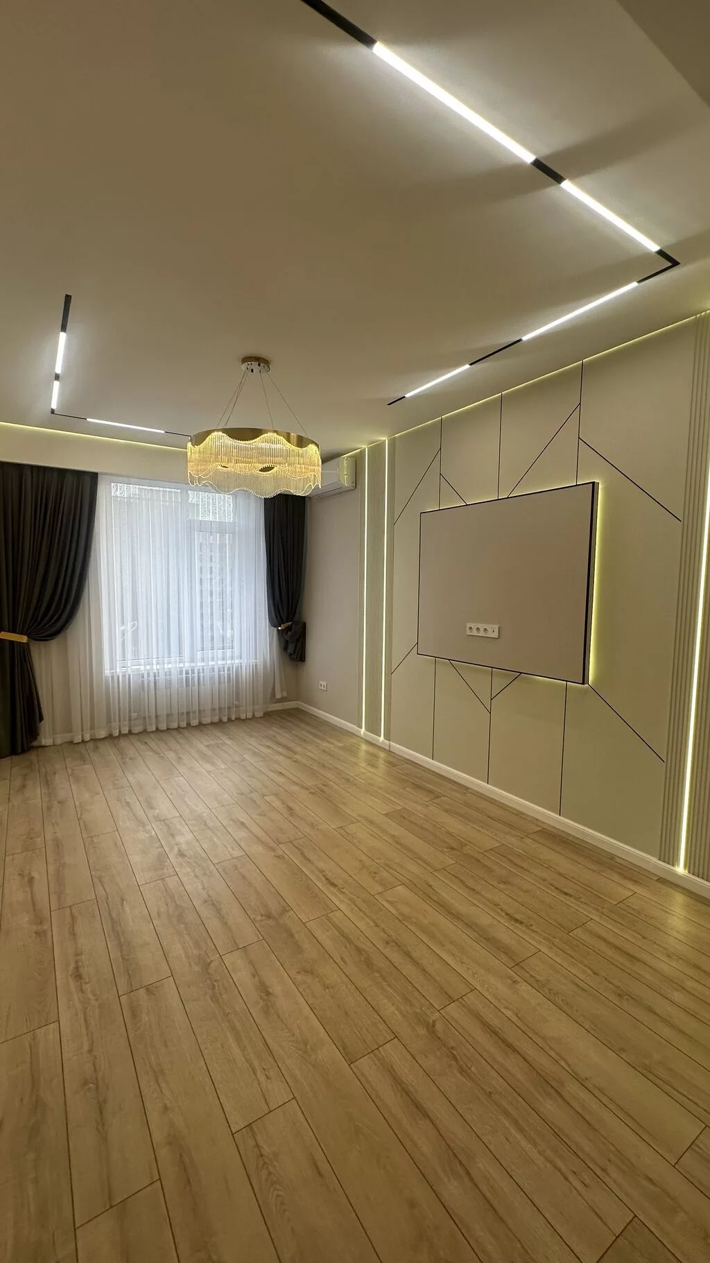 1 комната, 35 м², Восток-5 мкр Элитка, 8 этаж, ПСО (под самоотделку)
