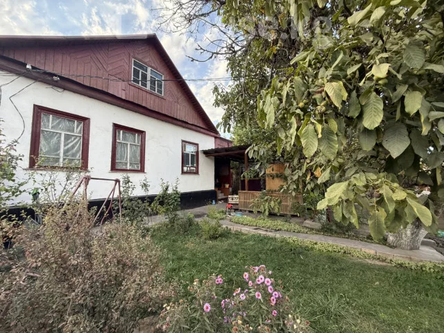 Продажа, дом, 2-комн.: Чуйская область / Бишкек, город Бишкек, Восточный автовокзал — за 6 832 020 сом