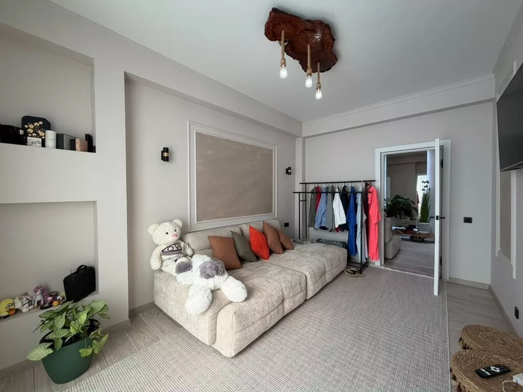 3 комнаты, 78 м², Пишпек Элитка, 11 этаж, Дизайнерский ремонт