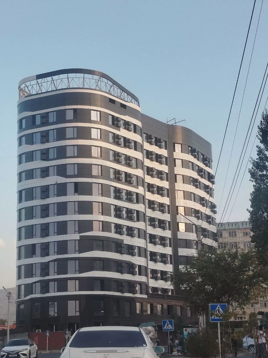 2 комнаты, 77 м², 12 мкр Элитка, 7 этаж, ПСО (под самоотделку)