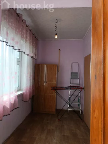 Продажа, дом, 5-комн.: Чуйская область / Бишкек, город Бишкек, Кок-Жар ж/м — за 17 520 000 сом