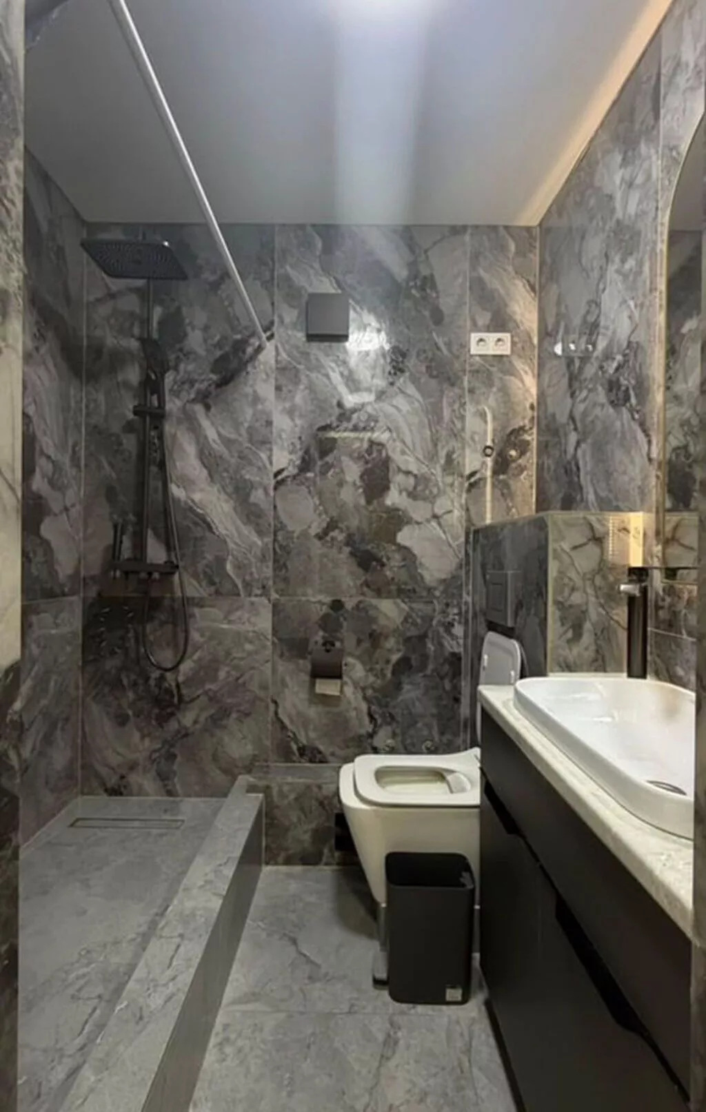 2 комнаты, 50 м², ул. Киевская / Уметалиева Индивидуалка, 5 этаж, Свежий ремонт
