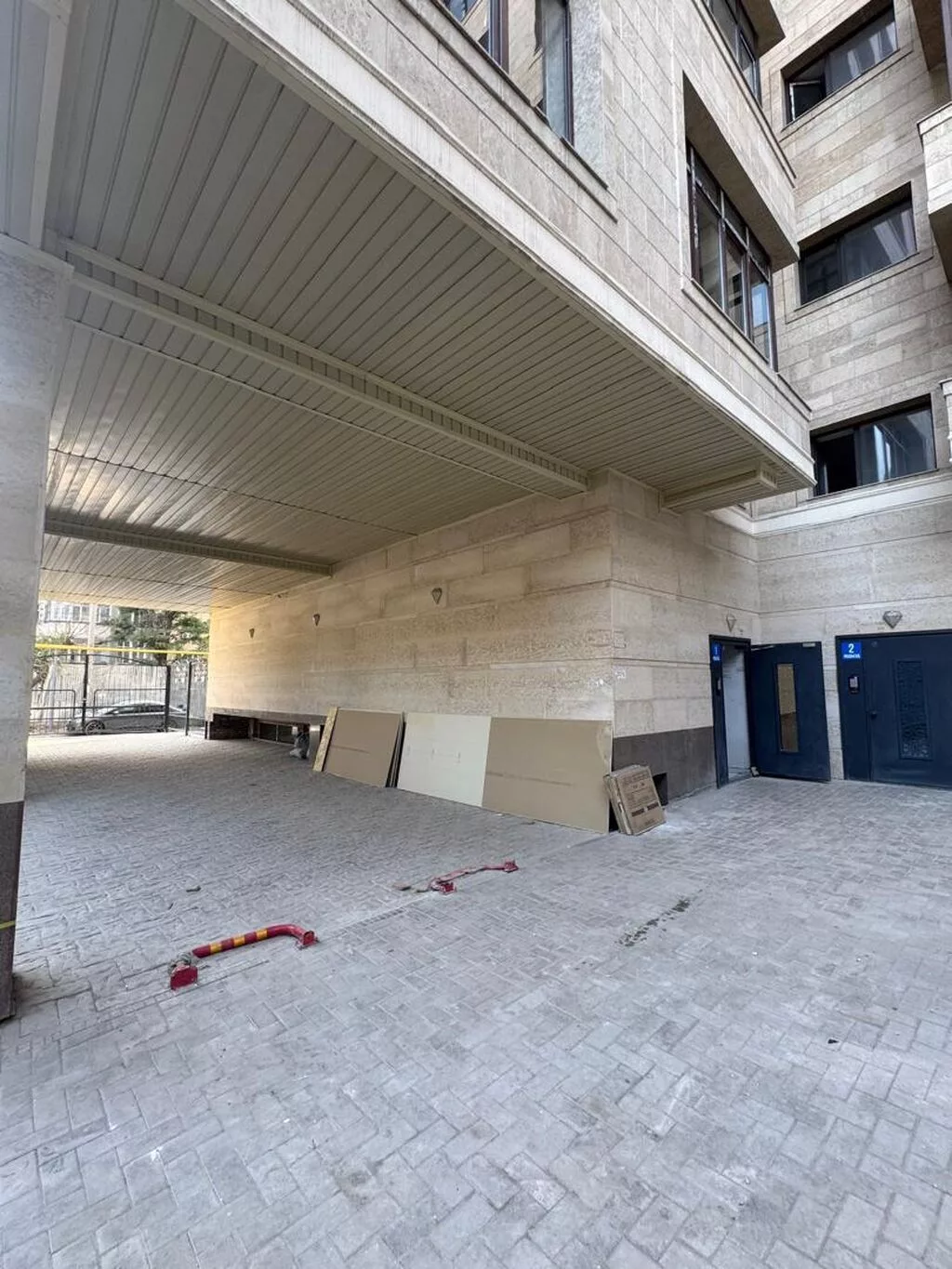 2 комнаты, 78 м², Золотой квадрат Элитка, 2 этаж, ПСО (под самоотделку)