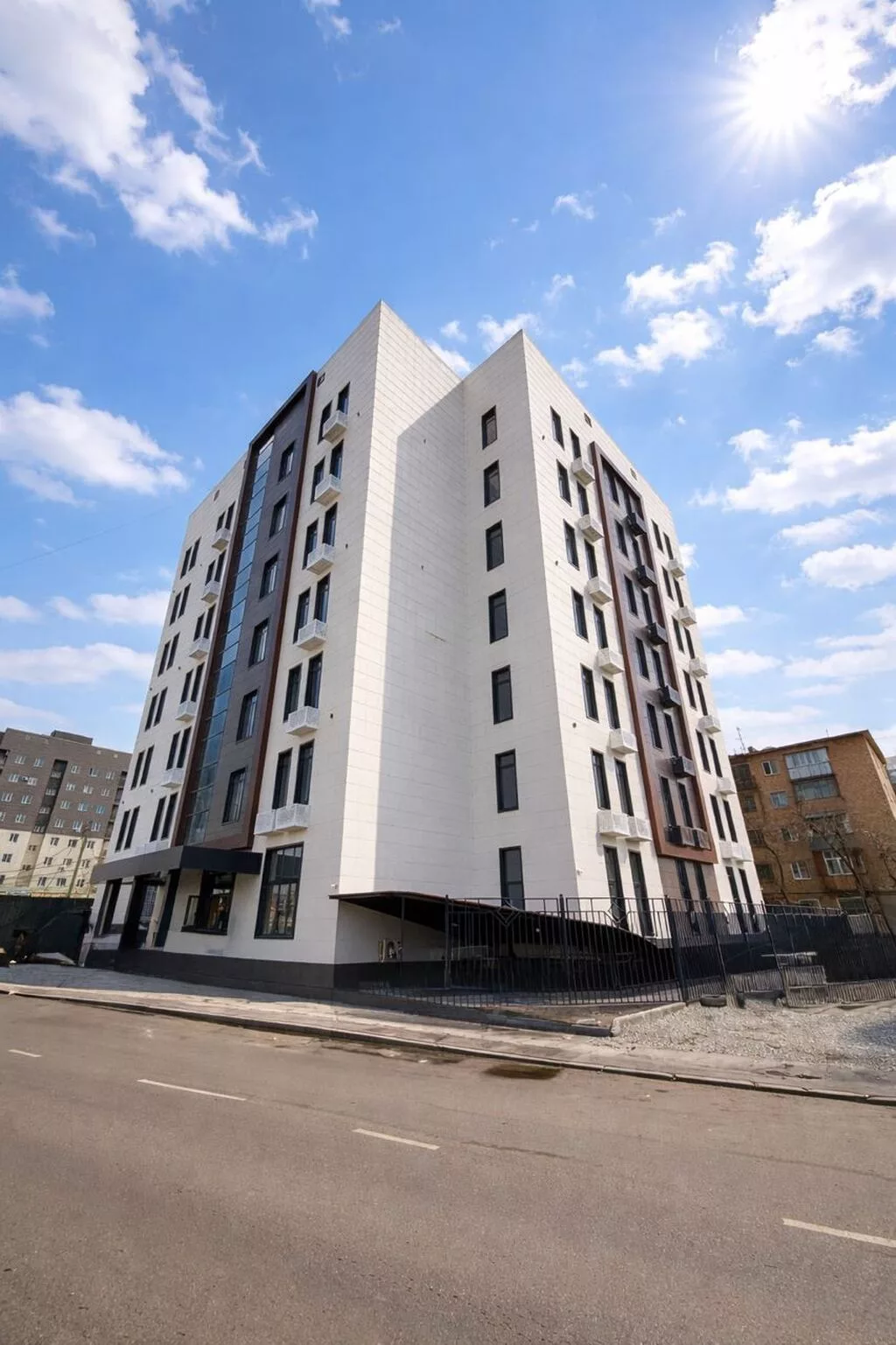 Продажа офисов 63 м², Без ремонта, Бизнес центр, 3 этаж