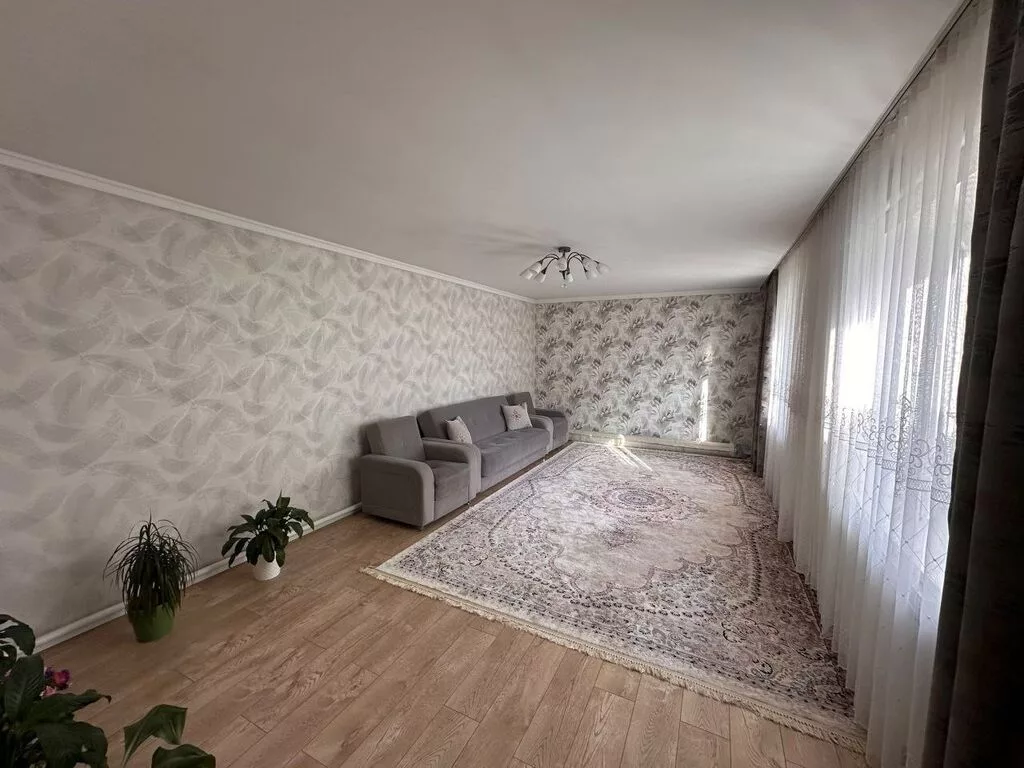 4 комнаты, 130 м², 5 соток, Аламедин (ГЭС-2), Риэлтор