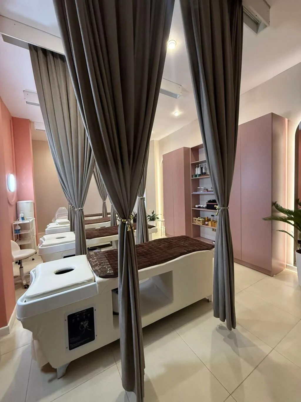 Продажа офисов 125 м², С ремонтом, Многоэтажное здание, 1 этаж