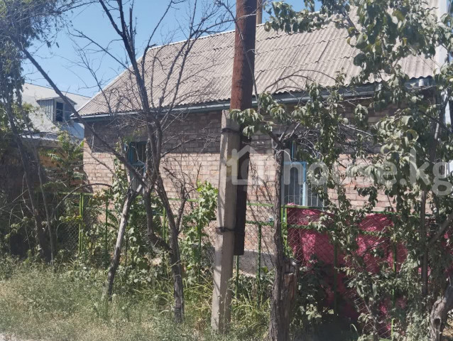 Продажа, дом, 2-комн.: Чуйская область / Бишкек, город Бишкек, Джальская больница — за 37 650 723 сом