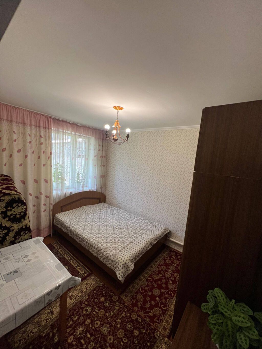 Продаётся участок с домом Адрес: пересечение ул. Юнусалиева /