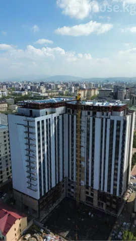 Продажа, коммерческая недвижимость: Чуйская область / Бишкек, город Бишкек, Дворец спорта — за 8 671 410 сом