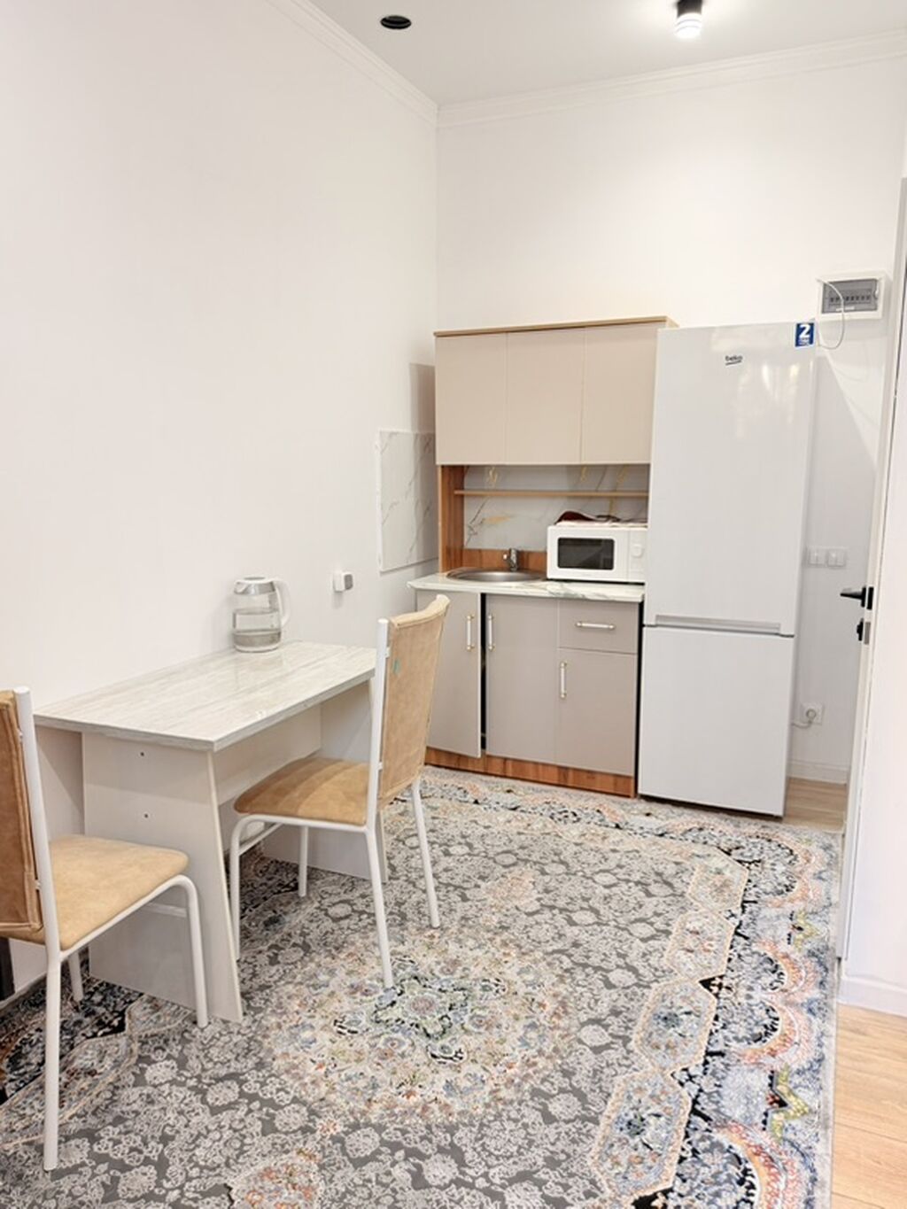 1 комната, 21 м², Кок-Жар ж/м Элитка, Цокольный этаж этаж, Свежий ремонт