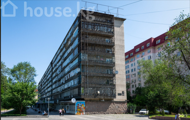 Аренда, 4-комн. квартира: Чуйская область / Бишкек, город Бишкек, Филармония - на долгий срок — за 70 000 сом