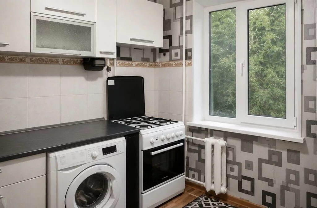2 комнаты, 43 м², 7 мкр 104 серия, 2 этаж, Косметический ремонт