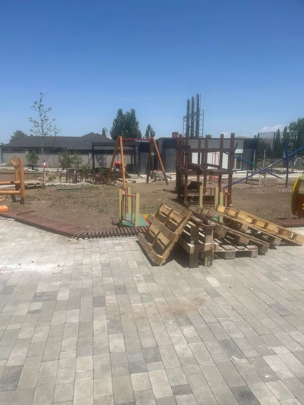 3 комнаты, 90 м², Элитка, ПСО (под самоотделку)