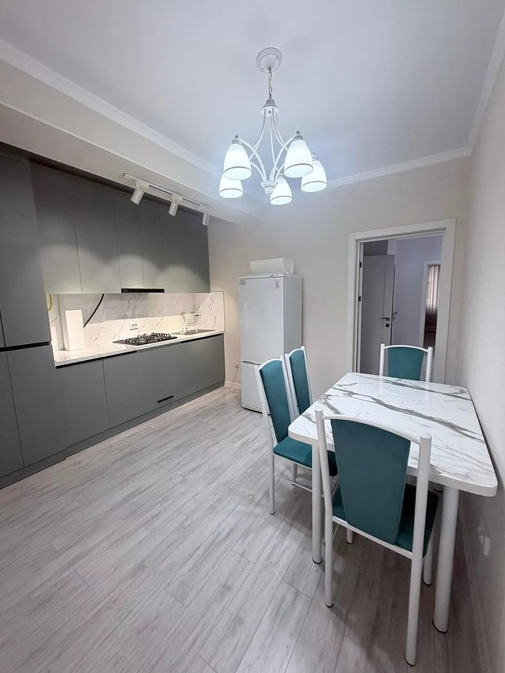 2 комнаты, 68 м², Элитка, 4 этаж, Свежий ремонт