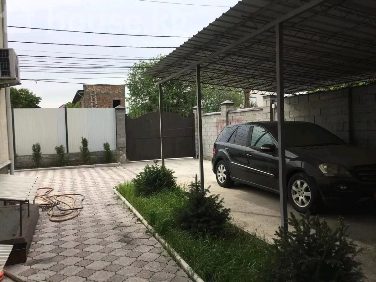 Продажа, коммерческая недвижимость: Чуйская область / Бишкек, город Бишкек, Кара Дарыя — за 69 204 000 сом