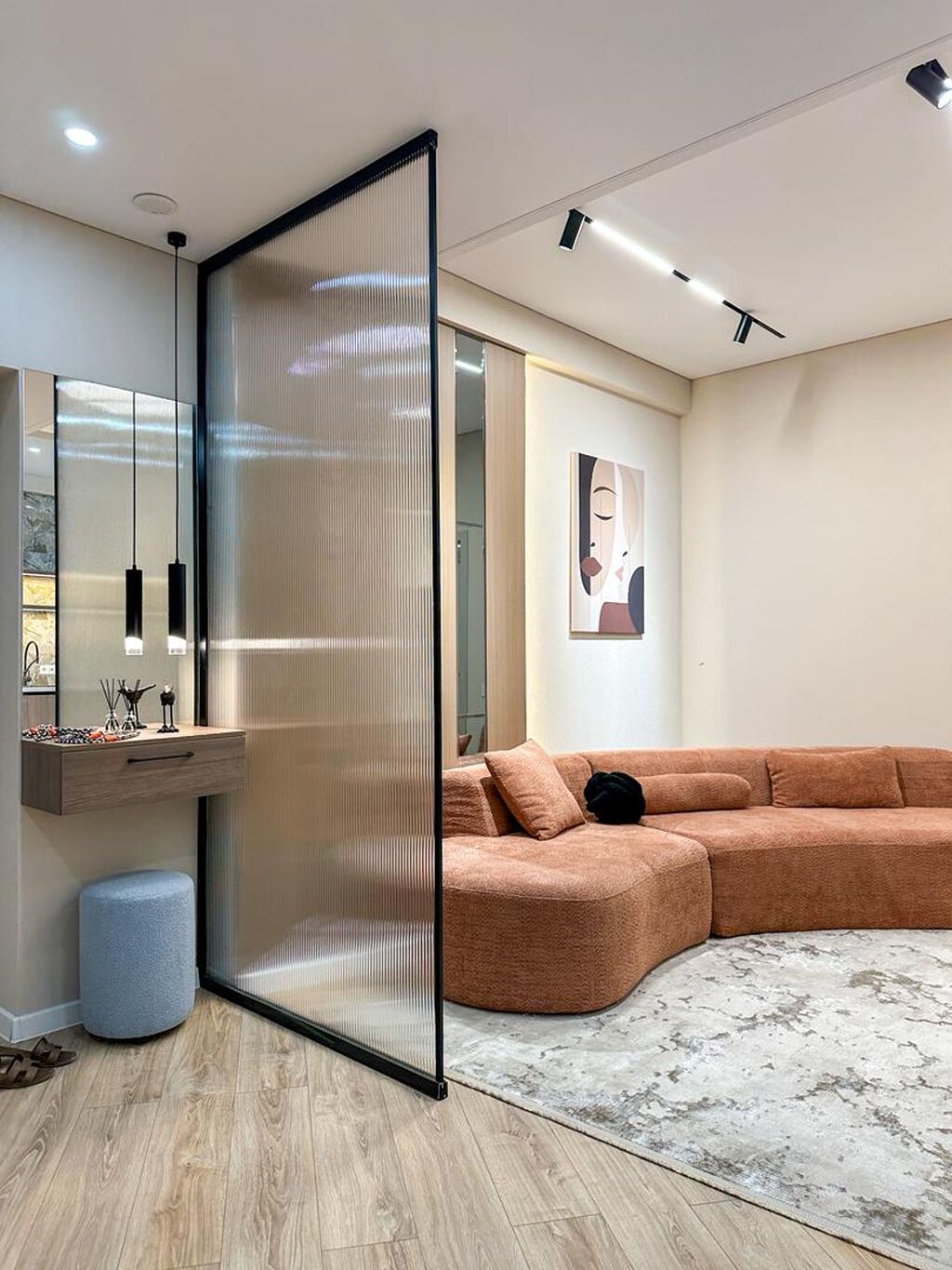 2 комнаты, 53 м², Кок-Жар ж/м Элитка, 6 этаж, Дизайнерский ремонт