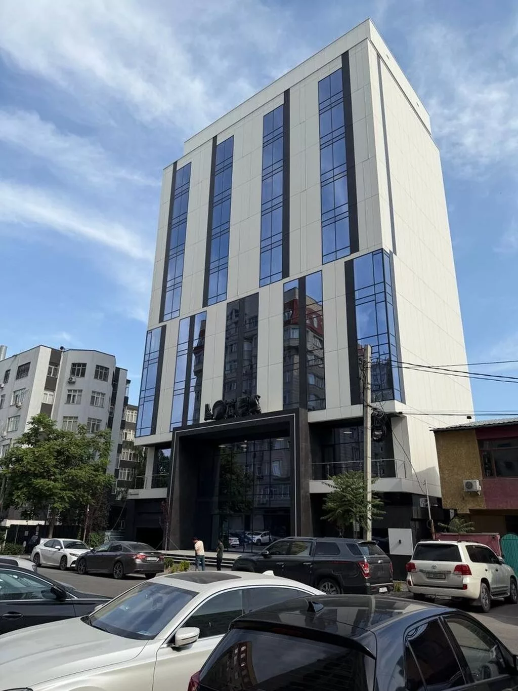 Аренда офисов, 54 м², В бизнес центре, С отдельным сан узлом