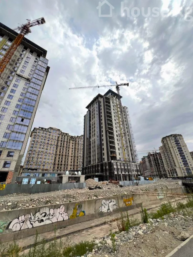 Продажа, коммерческая недвижимость: Чуйская область / Бишкек, город Бишкек, Магистраль — за 19 970 520 сом