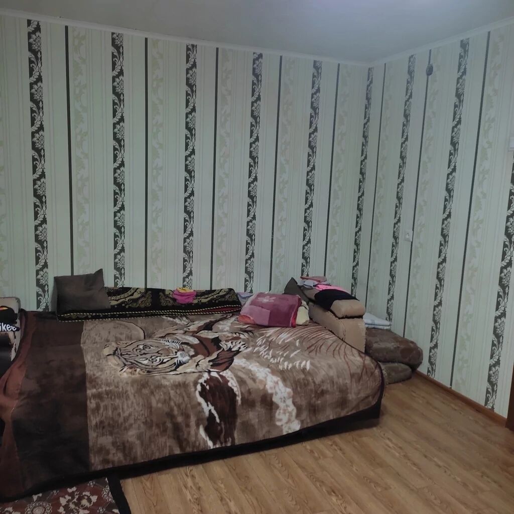 2 комнаты, 42 м², 9 мкр Хрущевка, 2 этаж, Косметический ремонт