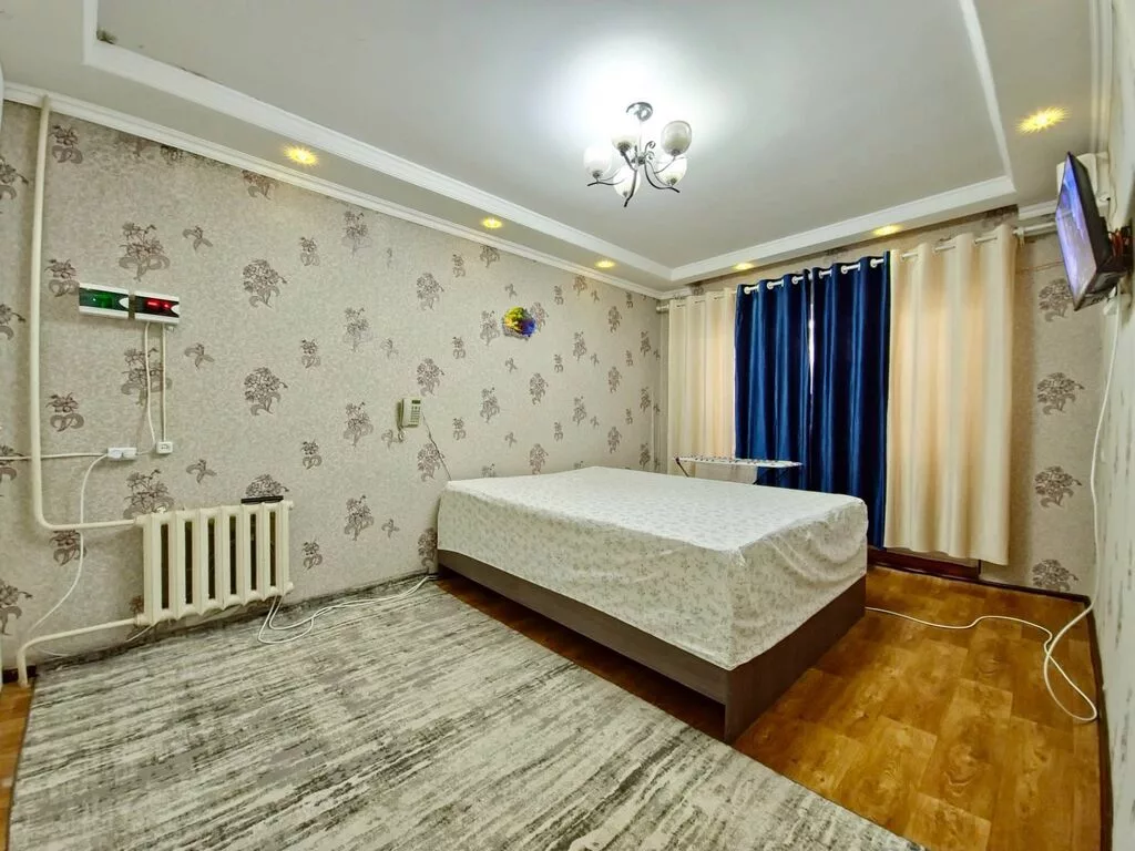 Дверь открывается электронным ключом. Если вы наш постоянный гость