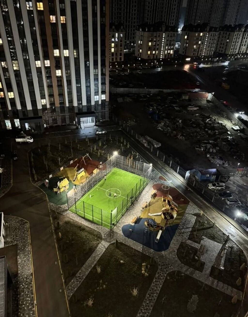 3 комнаты, 92 м², 13 этаж
