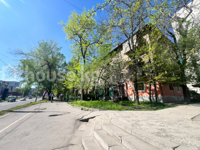 Продажа, 2-комн. квартира: Чуйская область / Бишкек, город Бишкек, Юбилейка — за 5 954 760 сом