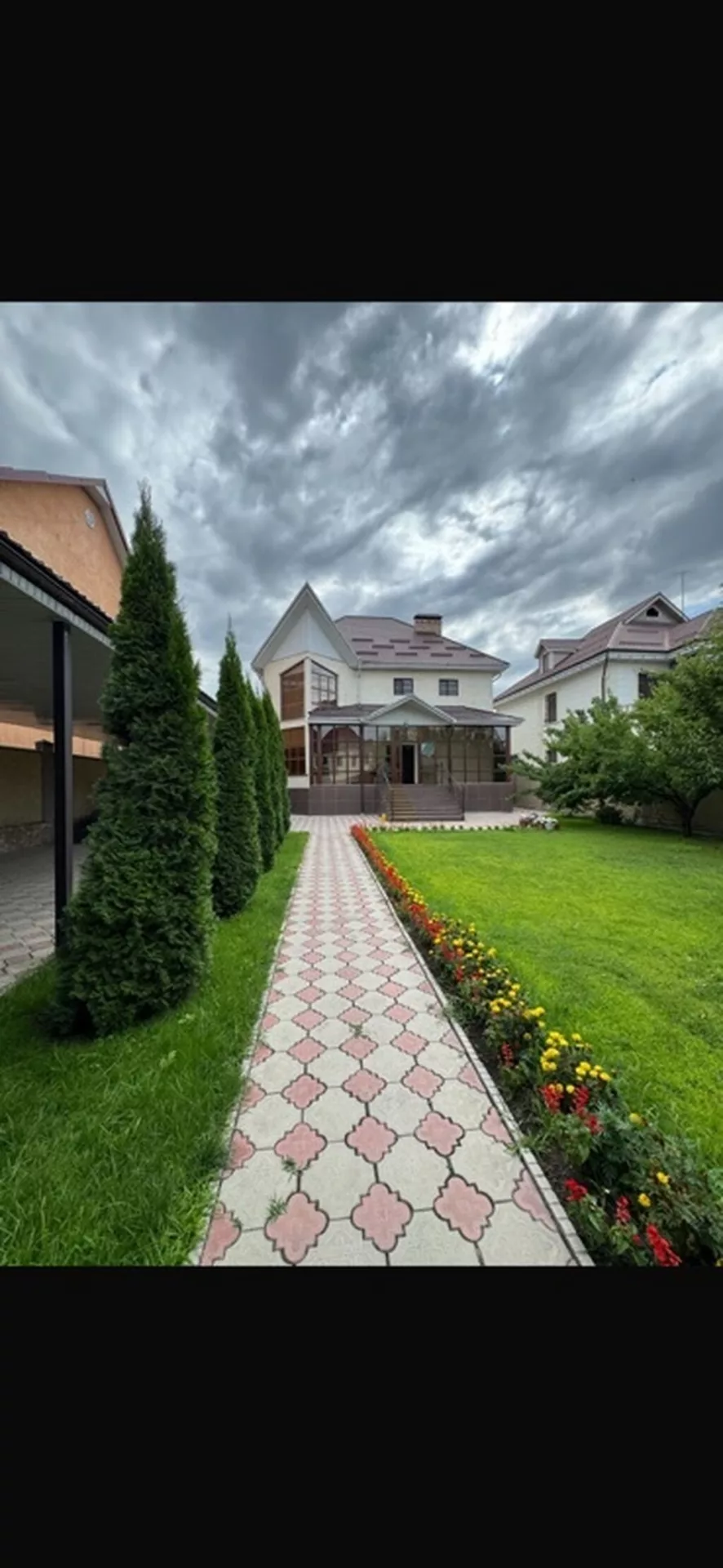 6 комнат и более, 327 м², 7 соток, Бишкек, Ак-Кеме Собственник