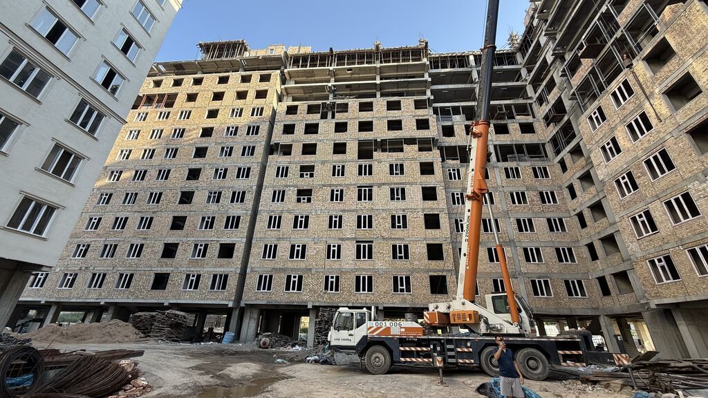 1 комната, 58 м², Ошский мкр., Элитка, 4 этаж, ПСО (под самоотделку)