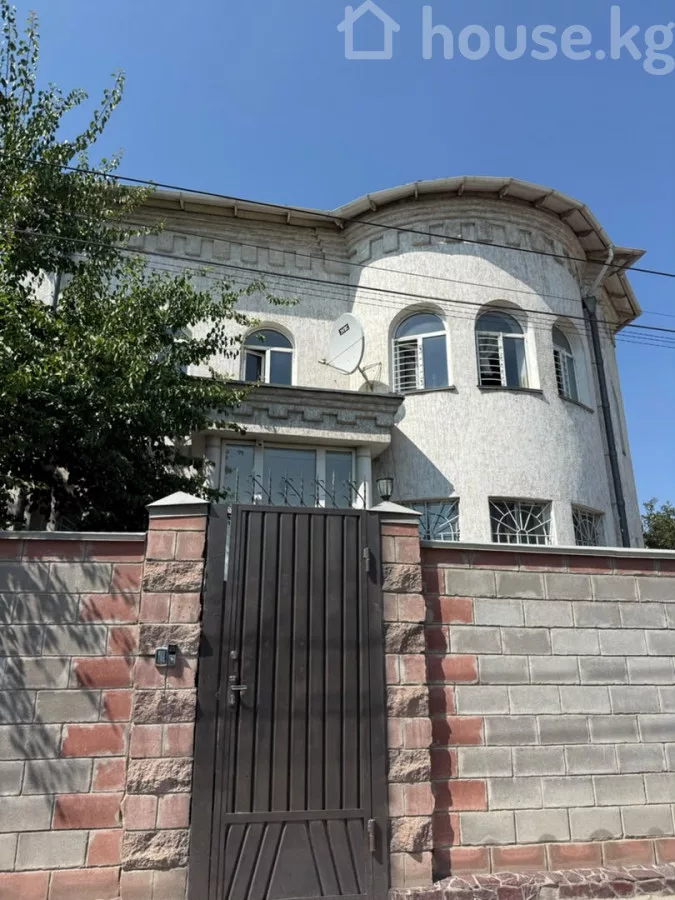 Продажа, коммерческая недвижимость: Чуйская область / Бишкек, город Бишкек, Боталиева - Тулебердиева — за 83 210 500 сом
