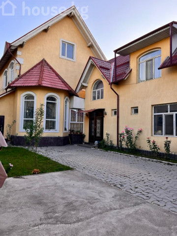 Продажа, дом, 6 и более-комн.: Чуйская область / Бишкек, город Бишкек, БГУ — за 28 022 400 сом