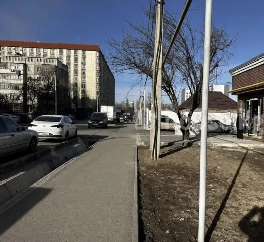 Аренда, коммерческая недвижимость: Чуйская область / Бишкек, город Бишкек, Лебединовка - на долгий срок — за 368 130 сом