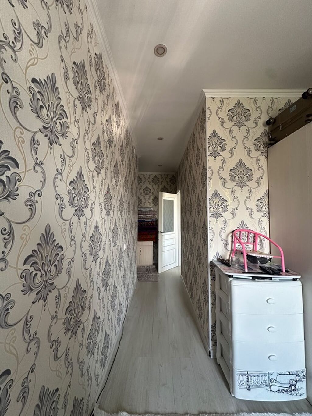 1 комната, 3000 м², Косметический ремонт