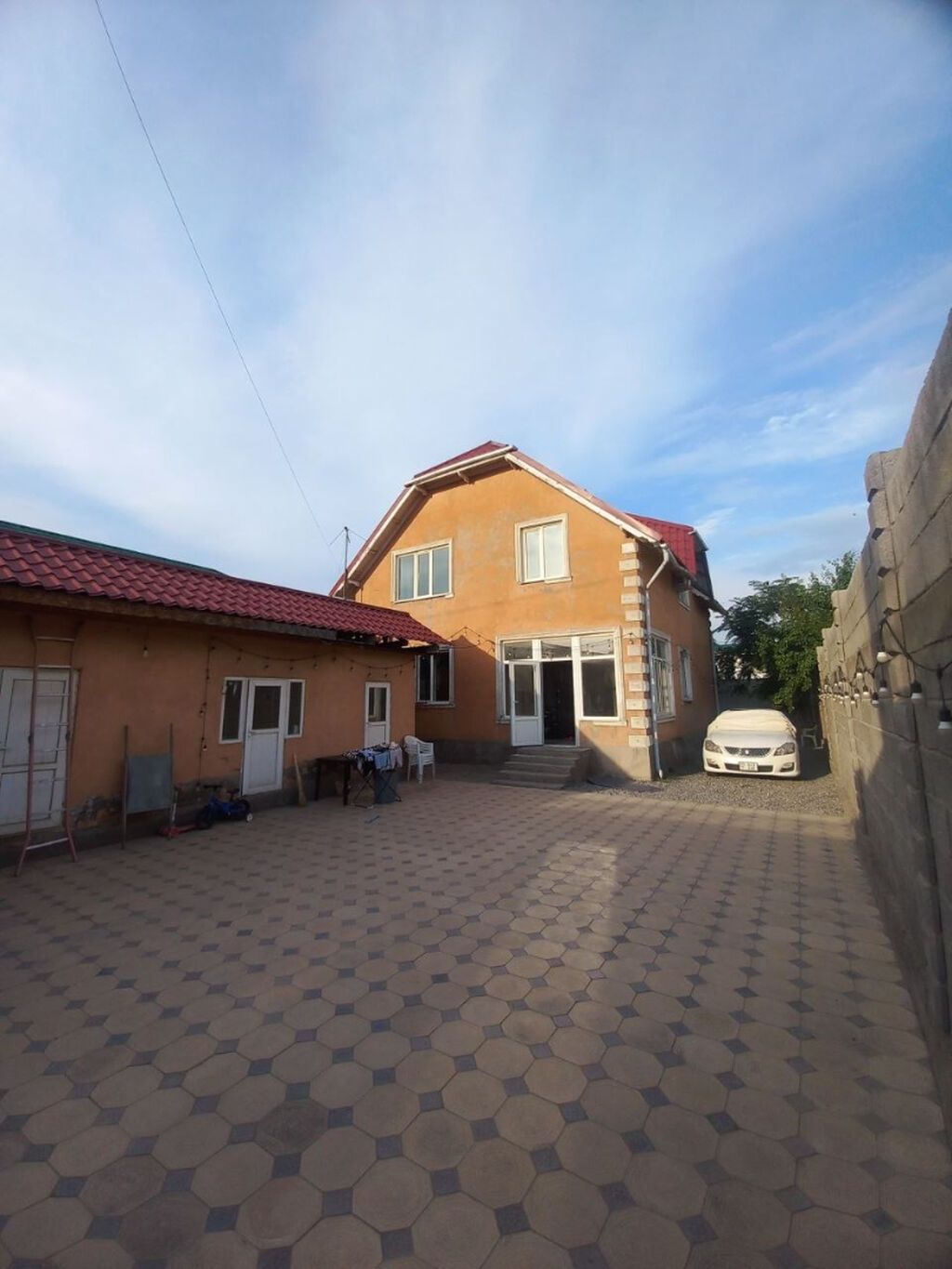 190 м², 5 комнат, Арча-Бешик ж/м, Семейным