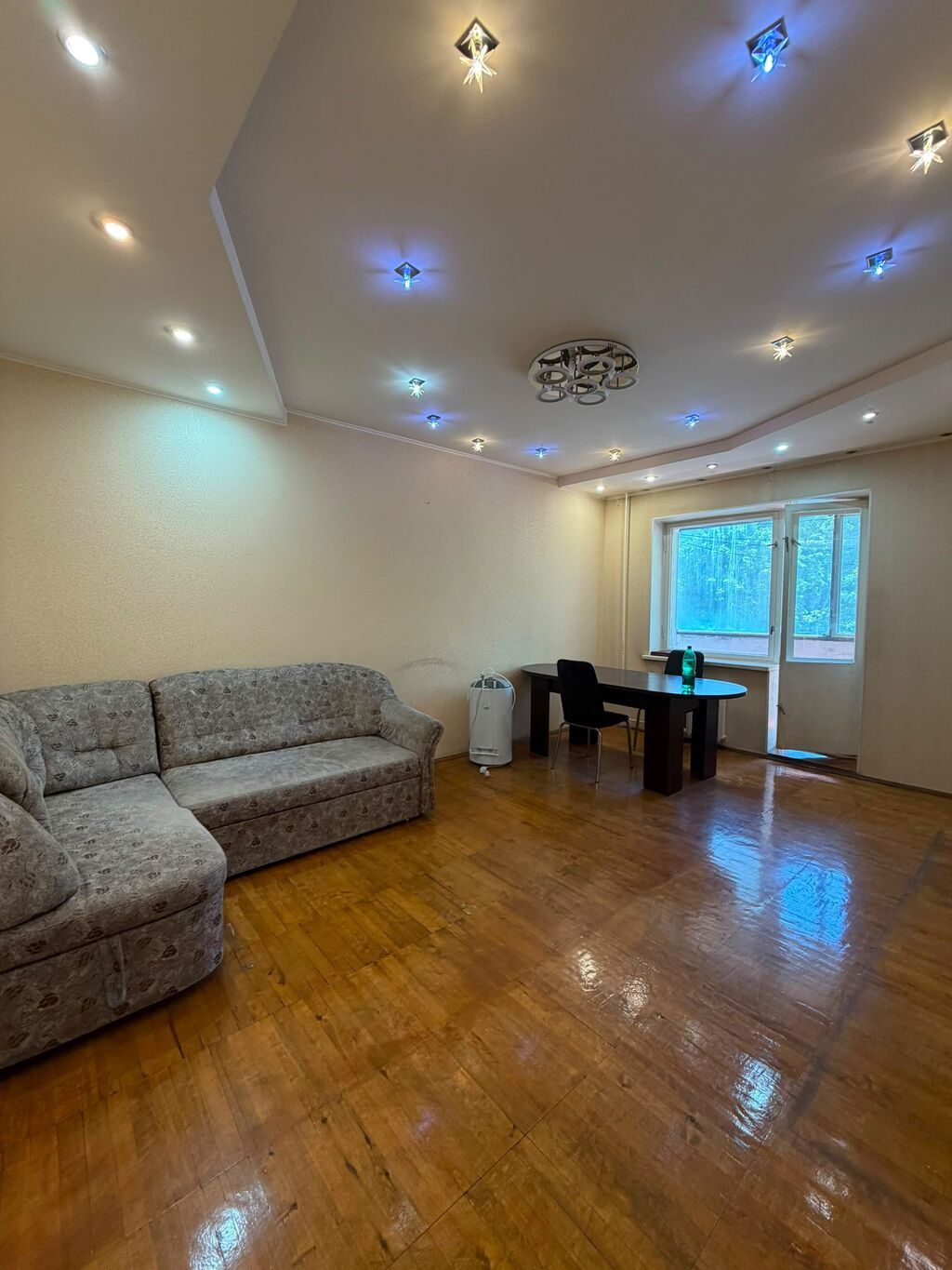 4 комнаты, 90 м², Золотой квадрат Индивидуалка, 2 этаж, Косметический ремонт