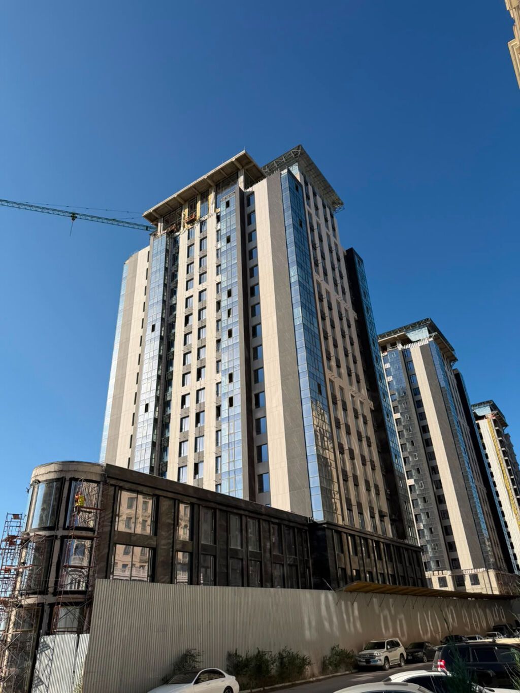 4 комнаты, 155 м², ул. Чынгыз Айтматова Элитка, ПСО (под самоотделку)