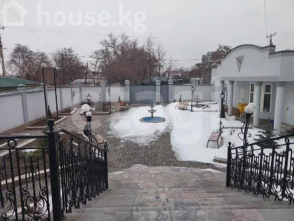 Аренда, дом, 6 и более-комн.: Чуйская область / Бишкек, город Бишкек, КНУ -  — за 568 750 сом