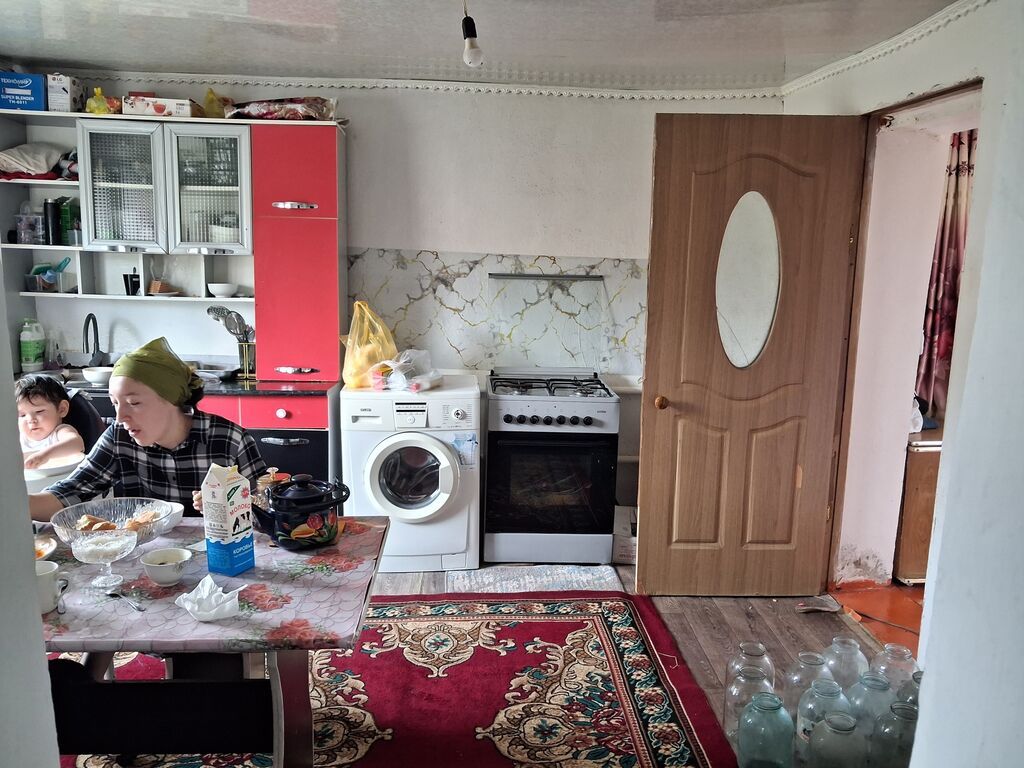 СРОЧНО! СРОЧНО!СРОЧНО!Продаётся жилой дом с частичной меблировкой и