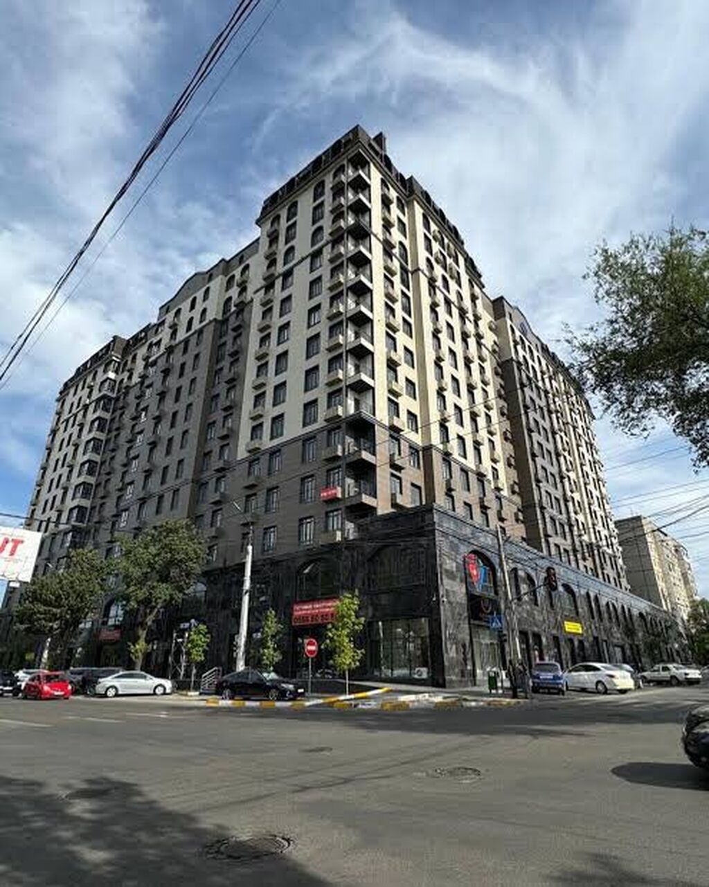 3 комнаты, 87 м², Юг-2 мкр Элитка, 13 этаж, ПСО (под самоотделку)