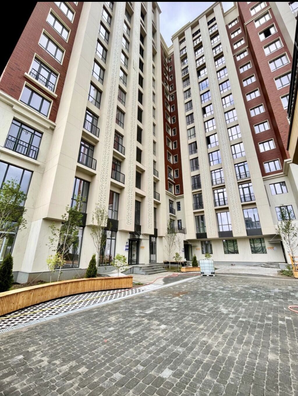 2 комнаты, 83 м², Элитка, 10 этаж, ПСО (под самоотделку)