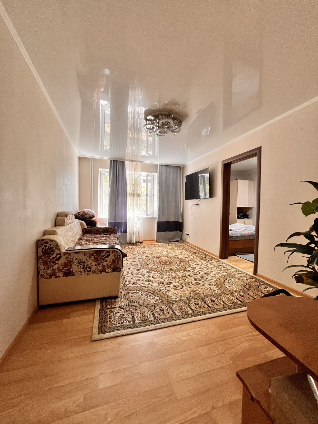 2 комнаты, 45 м², ул. Московская / Уметалиева Индивидуалка, 2 этаж, Косметический ремонт