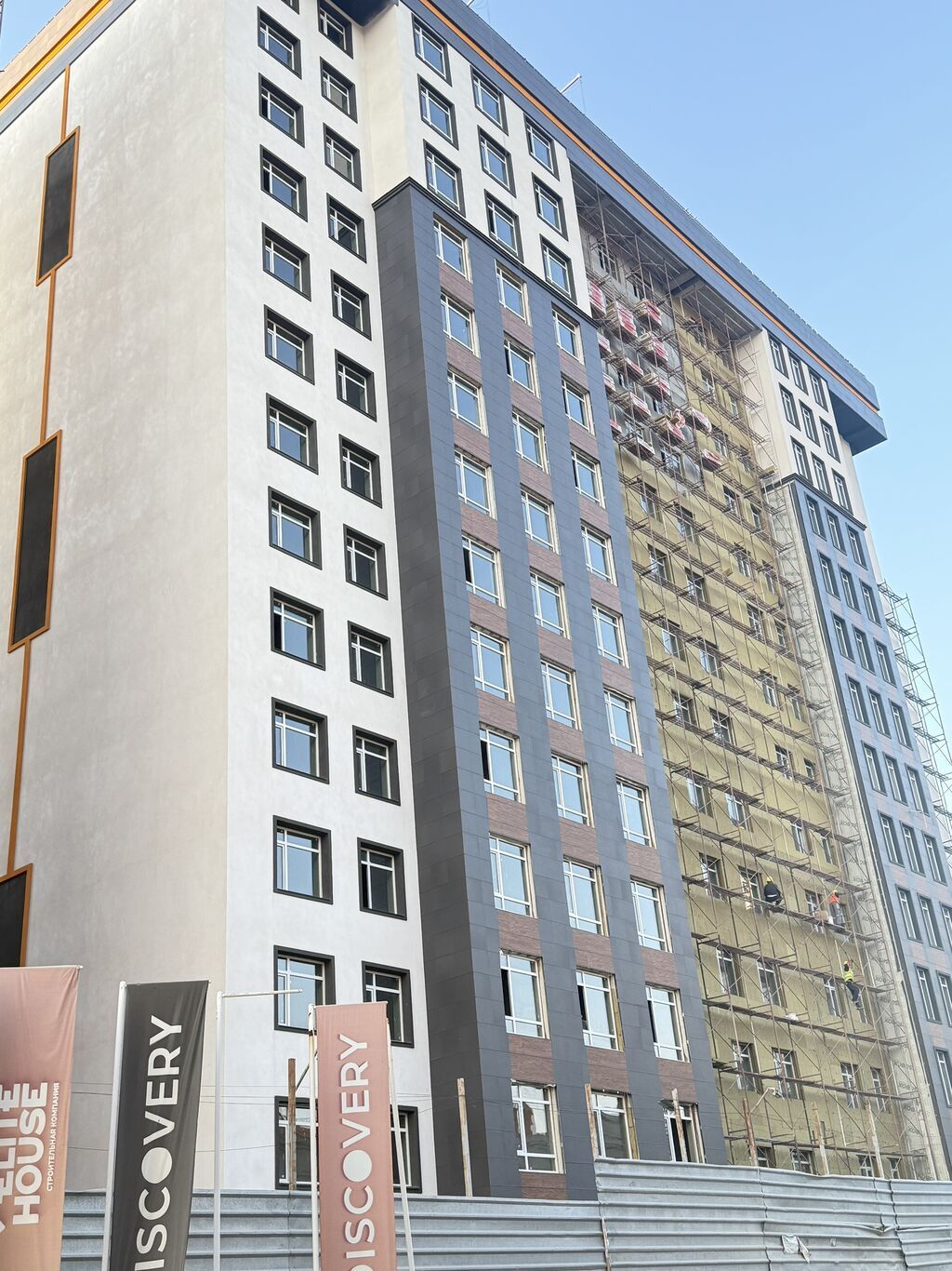 2 комнаты, 71 м², Асанбай мкр Элитка, 12 этаж, ПСО (под самоотделку)