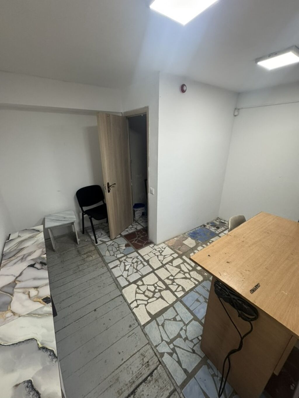 Аренда офисов, 12 м², В административном здании, С отдельным входом