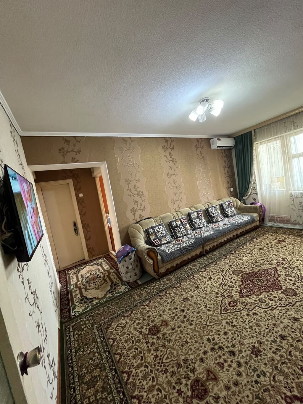 4 комнаты, 80 м², 4 этаж, Старый ремонт