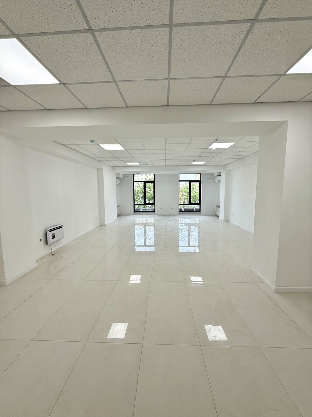 Аренда офисов, 71 м², В бизнес центре, С отдельной кухней, С системой безопасности