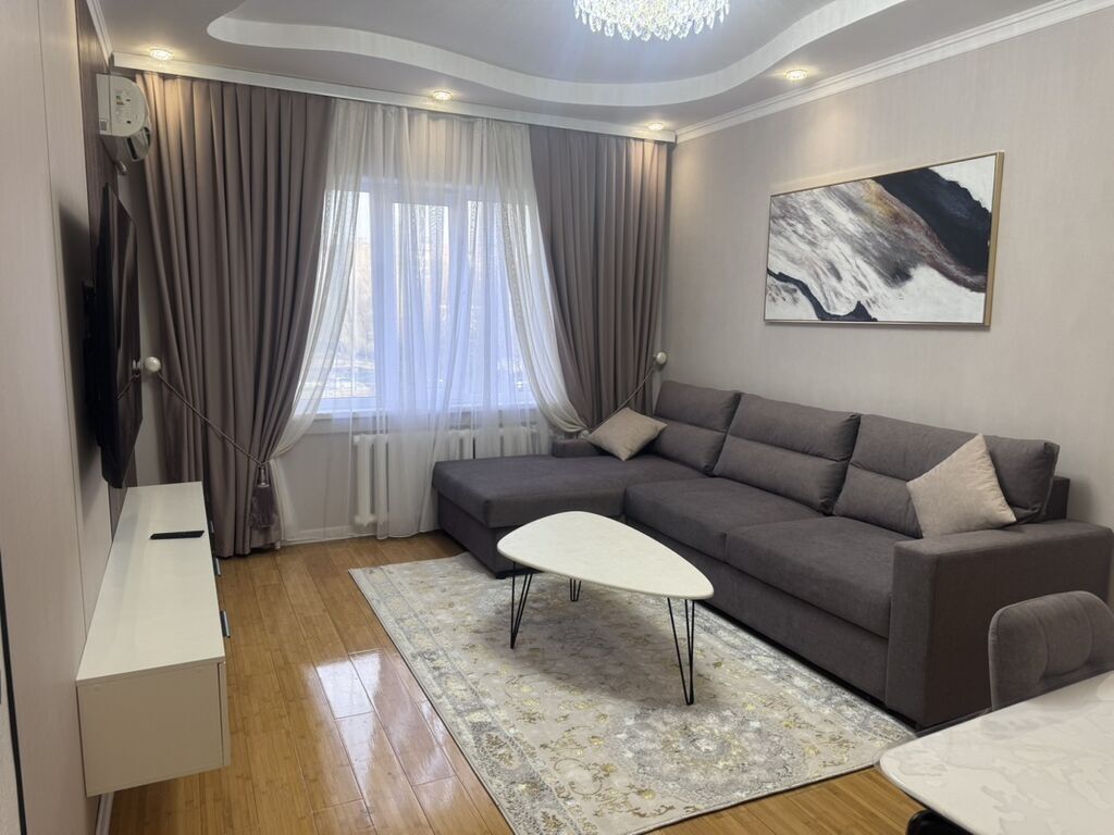 Сдаётся 3-комнатная квартира— район Моссовет (81м2) 🏢 Этаж: 3 из 9 🛋